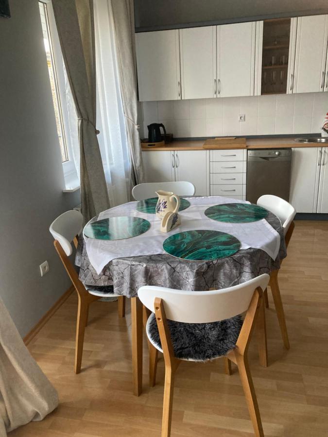 Apartament Deluxe เยเลเนียกูรา ภายนอก รูปภาพ